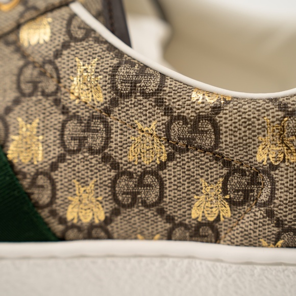 Size 11G 11.5 US Gucci Ace GG Supreme Bee Print Canvas Beige - Picture 8 of 12